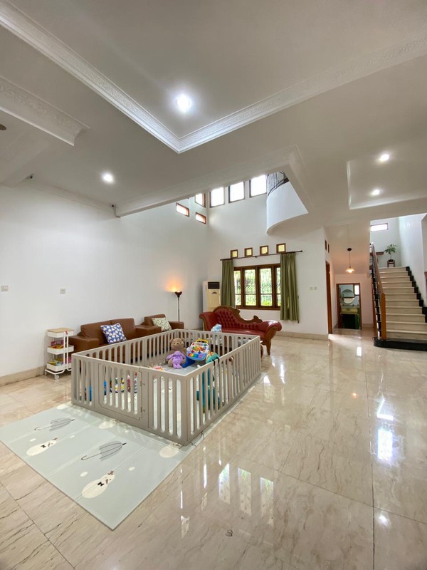 Hunian mewah lahan super luas di Margonda