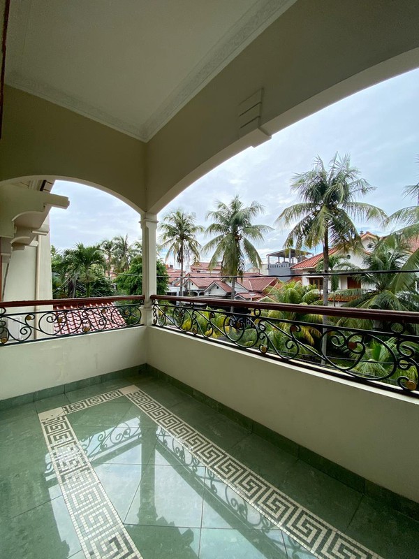 Hunian mewah lahan super luas di Margonda