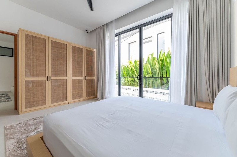 Leasehold - Private Rooftop Sanctuary, A Fully Furnished Luxury Villa in Pererenan, Canggu, Bali