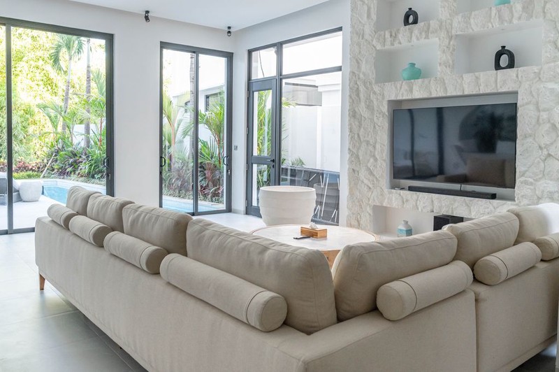 Leasehold - Private Rooftop Sanctuary, A Fully Furnished Luxury Villa in Pererenan, Canggu, Bali