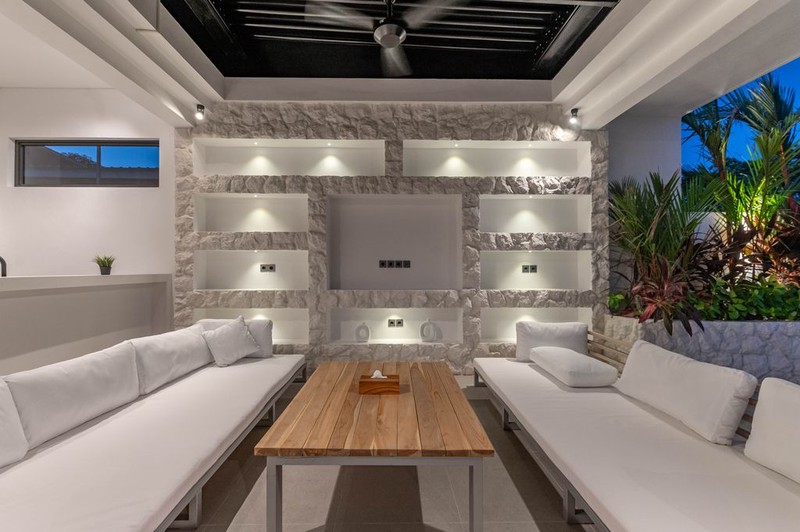 Leasehold - Private Rooftop Sanctuary, A Fully Furnished Luxury Villa in Pererenan, Canggu, Bali