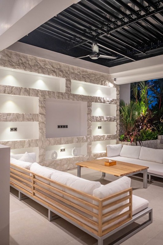 Leasehold - Private Rooftop Sanctuary, A Fully Furnished Luxury Villa in Pererenan, Canggu, Bali