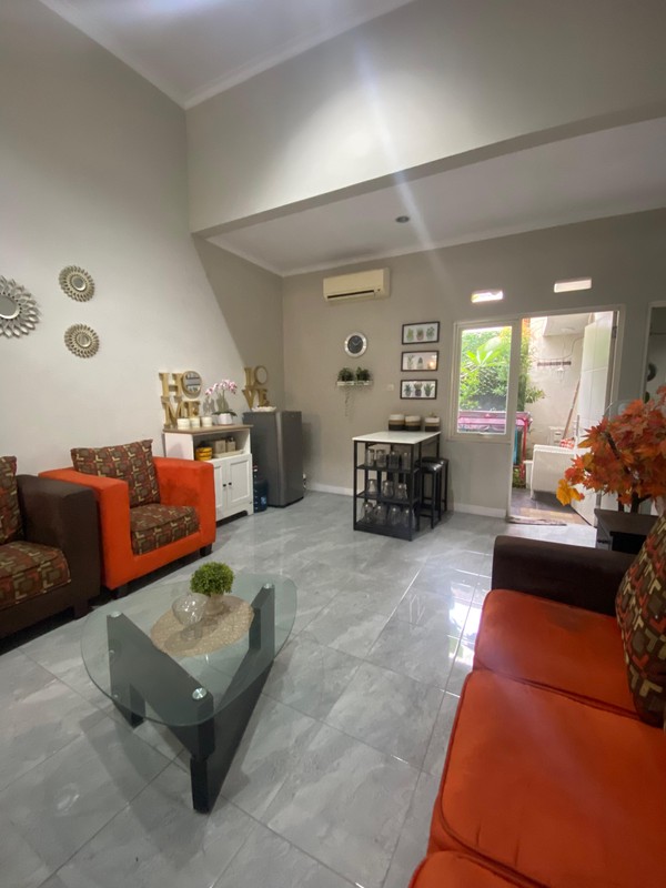 Dijual Rumah Sidoarjo Full Furnished di Perum Valencia Gedangan