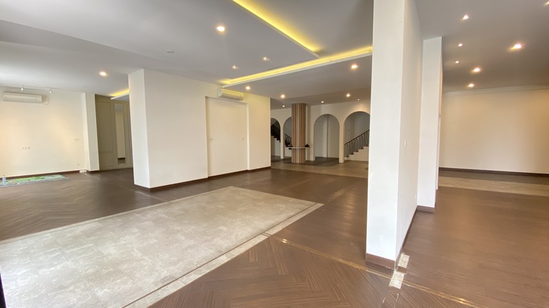 DI JUAL RUKO 3 GANDENG SIAP PAKAI DI KAWASAN KEMANG, JAKARTA SELATAN