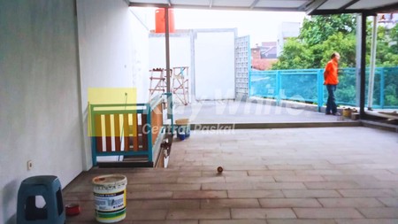 Ruko 3 Lantai di Mainroad Dalem Kaum Kota Bandung