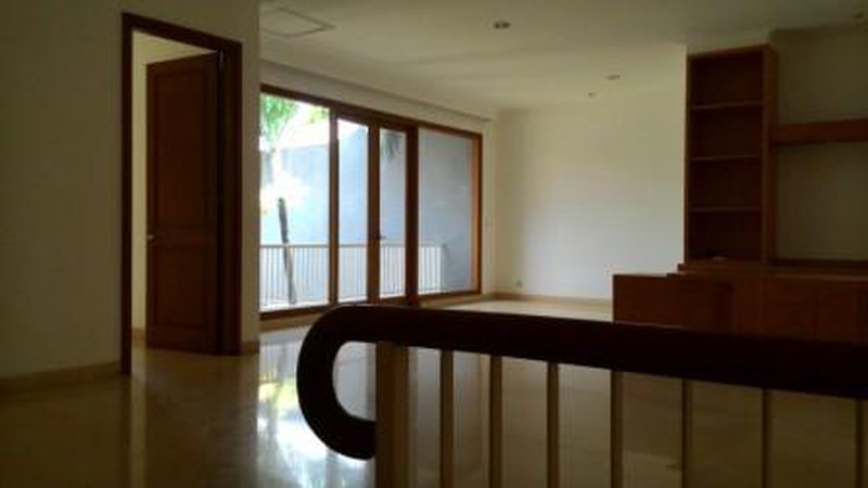 Disewakan rumah bagus di Menteng-jakarta pusat