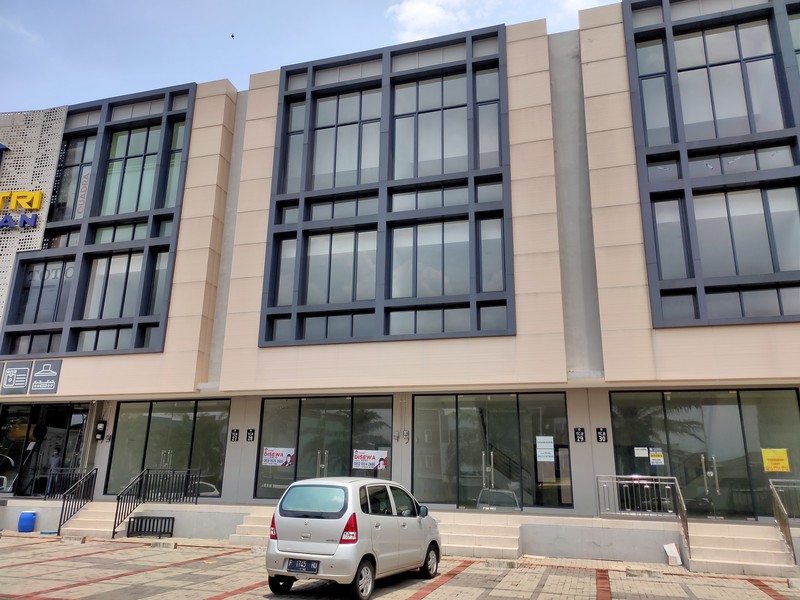 Jarang ada, Ruko Mewah Oregon Hadap Boulevard dekat BPK Penabur kota wisata