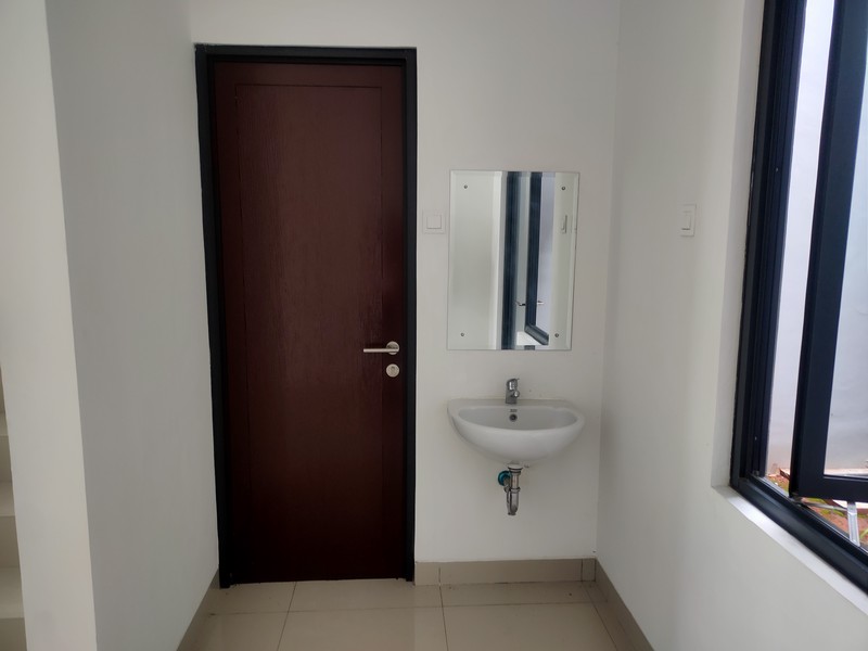 Jarang ada, Ruko Mewah Oregon Hadap Boulevard dekat BPK Penabur kota wisata