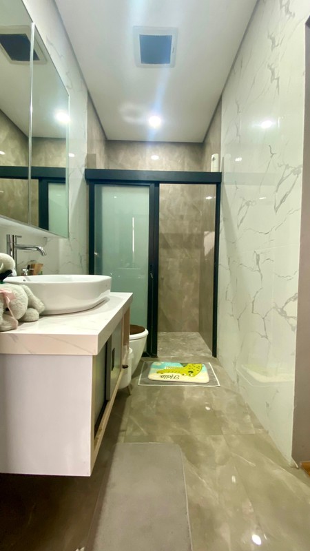 Rumah Modern dengan Private Swimming pool di Bintaro
