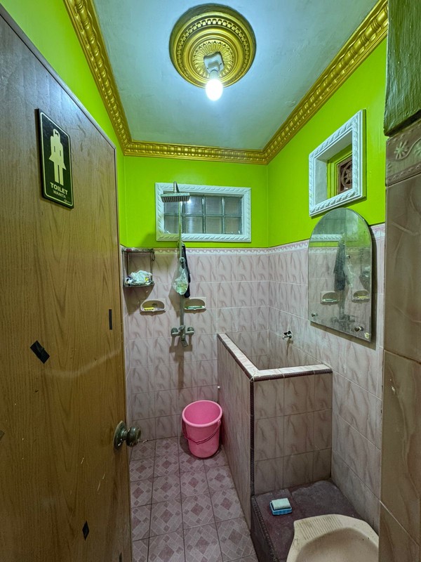 Hunian Mewah & Luas di Wedomartani  Fasilitas Lengkap, Parkir 6 Mobil, Siap Huni