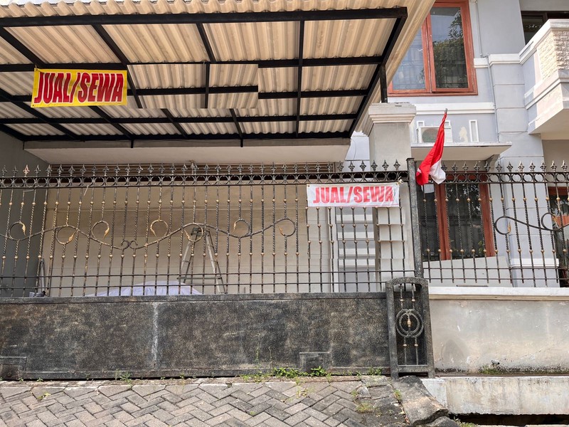 Dijual Rumah Central Park Mulyosari Surabaya