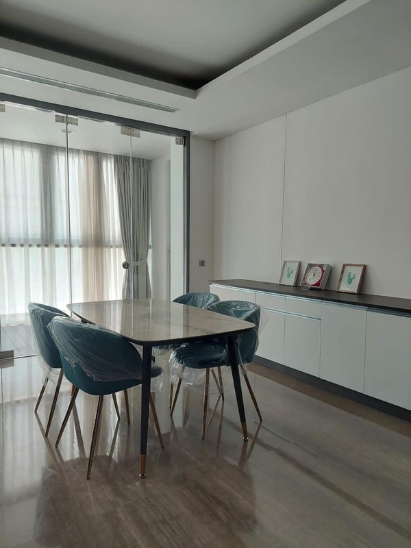 Apartemen Kemang Village 3+1 BR