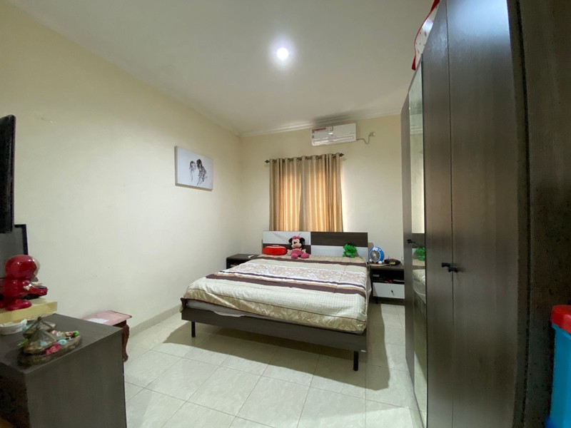 Jagakarsa gandaria luas 420 dalam komplek 6 kamar tidur 1 lantai