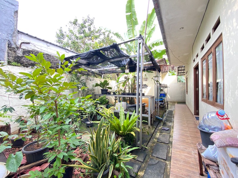 Jagakarsa gandaria luas 420 dalam komplek 6 kamar tidur 1 lantai