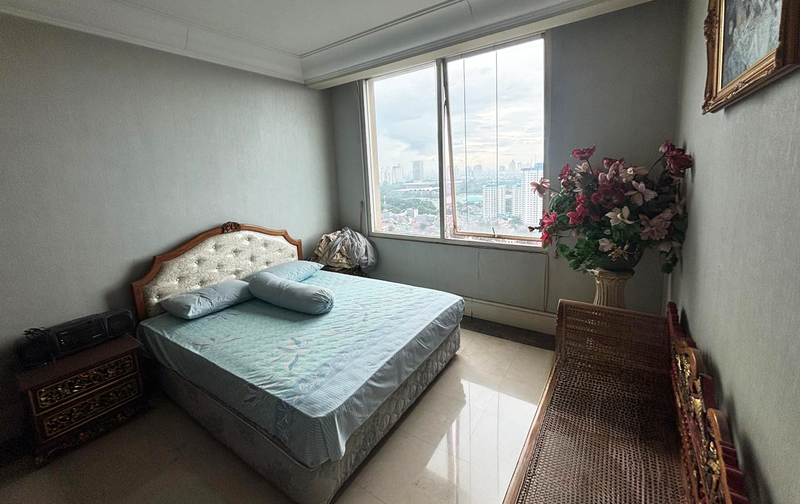 FOR SALE Apartemen Batavia 4 BR Fully Furnised Bendungan Hilir Jakarta Pusat
