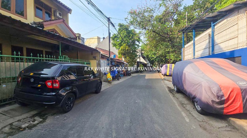 Rumah Kost 12 Kamar Lokasi Strategis di Jalan Danau Dampelas Benhil