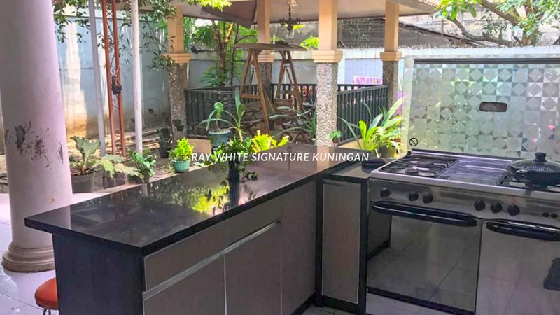 Di jual Rumah Cocok Untuk Hunian, Kost atau Usaha di Jl Rawa Dolar Bekasi