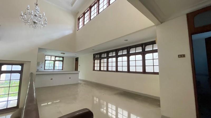 FOR SALE! RUMAH LUAS READY TO USE  DI DUTA PERMAI PONDOK INDAH