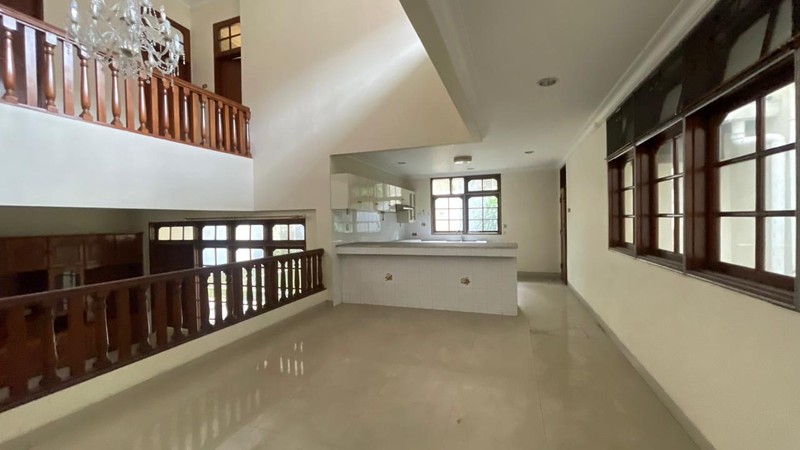 FOR SALE! RUMAH LUAS READY TO USE  DI DUTA PERMAI PONDOK INDAH