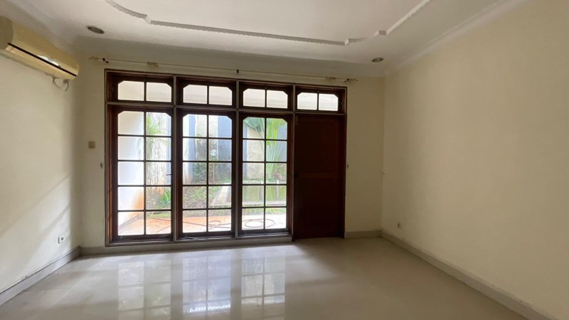 FOR SALE! RUMAH LUAS READY TO USE  DI DUTA PERMAI PONDOK INDAH