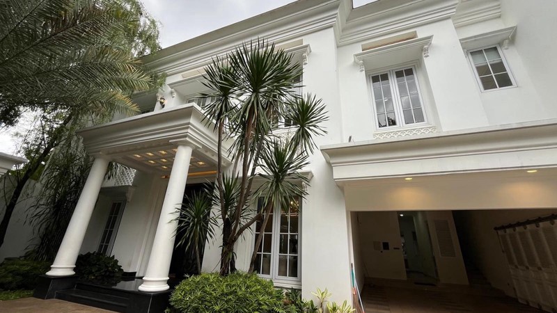 Luxury House for Sale in Pondok Indah