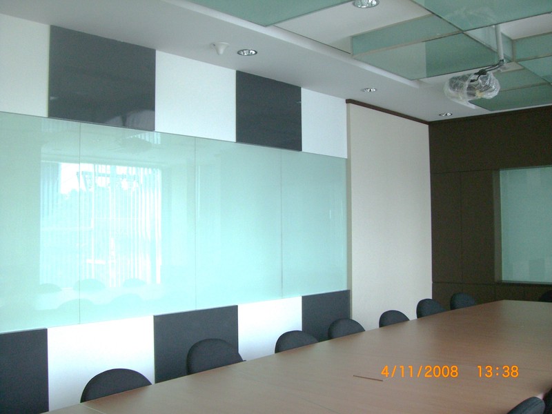 GEDUNG 3 LANTAI PUSAT KOTA BEBAS BANJIR AJL A.YANI DEKAT SIMPANG LIMA,JUAL ATAU SEWA.