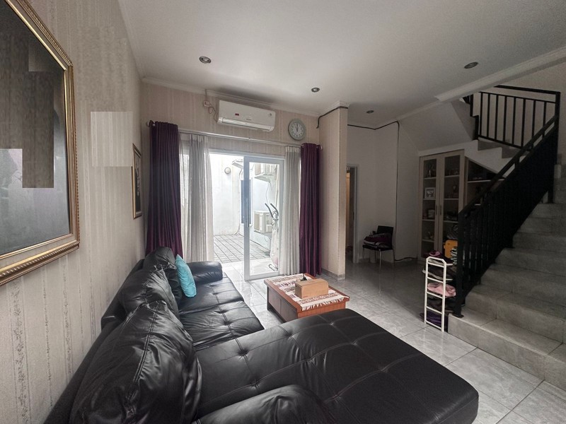 Rumah Keren Siap Masuk Area Bintaro Jaya Sektor 5, Near Akses Tol