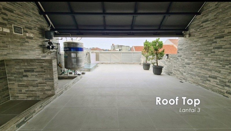 Dijual Townhouse Brand New di Radio Dalam, Kebayoran Baru - Semi Furnished, Rooftop Luas