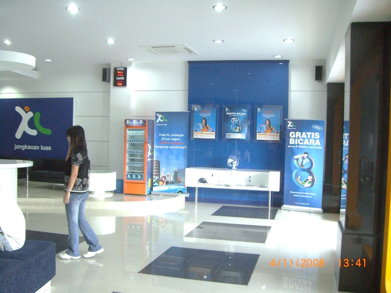 GEDUNG perkantoran di CBD SIMPANG LIMA Semarang Tengah