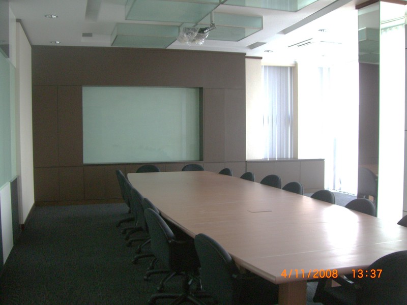 GEDUNG perkantoran di CBD SIMPANG LIMA Semarang Tengah