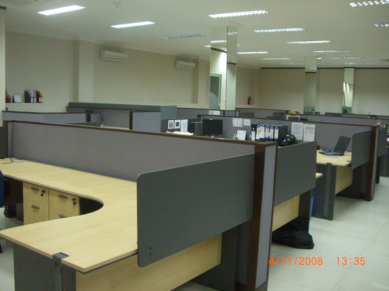 GEDUNG perkantoran di CBD SIMPANG LIMA Semarang Tengah