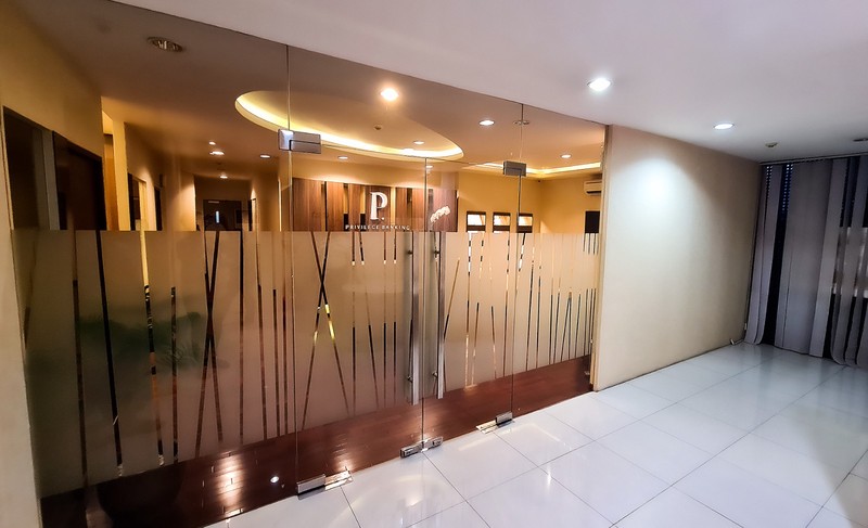 For Rent - Gedung Kantor / Showroom di Radio Dalam, Jakarta Selatan (4 Lantai)