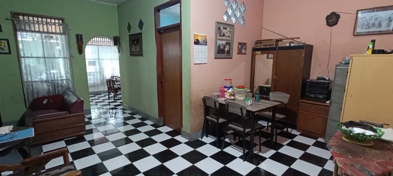 Jual Rumah dekat SMKN 2 Cimahi, Lokasi di Kamarung - Cimahi Tengah 