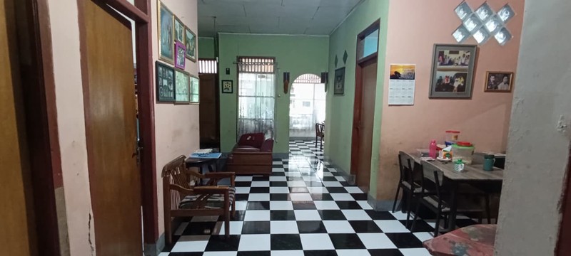Jual Rumah dekat SMKN 2 Cimahi, Lokasi di Kamarung - Cimahi Tengah 