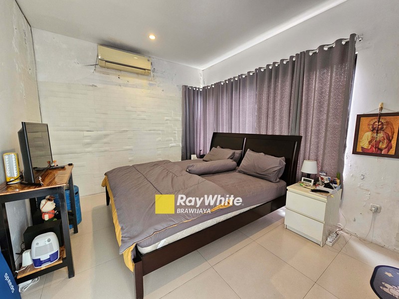 Rumah di Bintaro, Jakarta Selatan, Dalam Cluster, hanya 4 km ke MRT Lebak Bulus