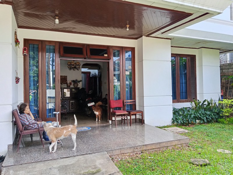 Dijual Cepat Rumah Tinggal Asri & Lokasi Strategis 