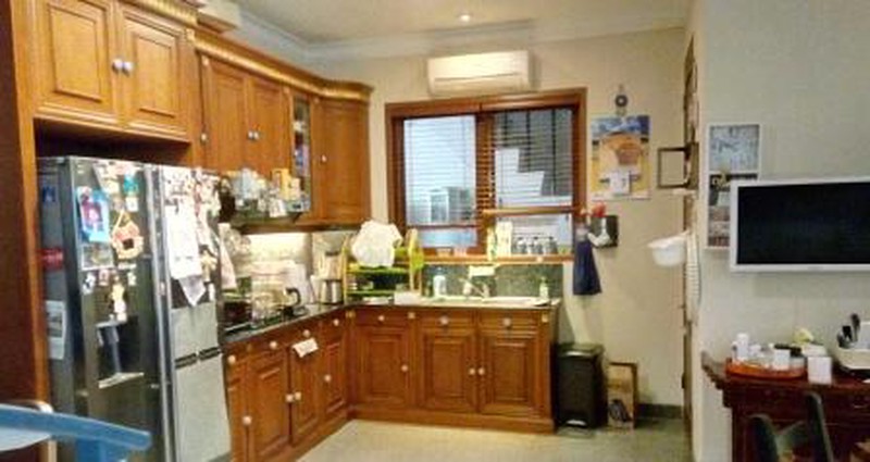 Disewakan  rumah bagus, lokasi tenang, di Menteng, jak pus