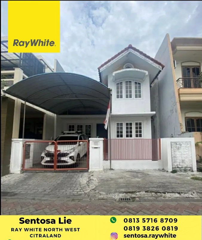 MURAH LUAS Dijual Rumah Villa Valensia Pakuwon Indah Surabaya Barat- Cantik 2 Lantai - Dekat Pakuwon Mall , Supermall dan PTC
