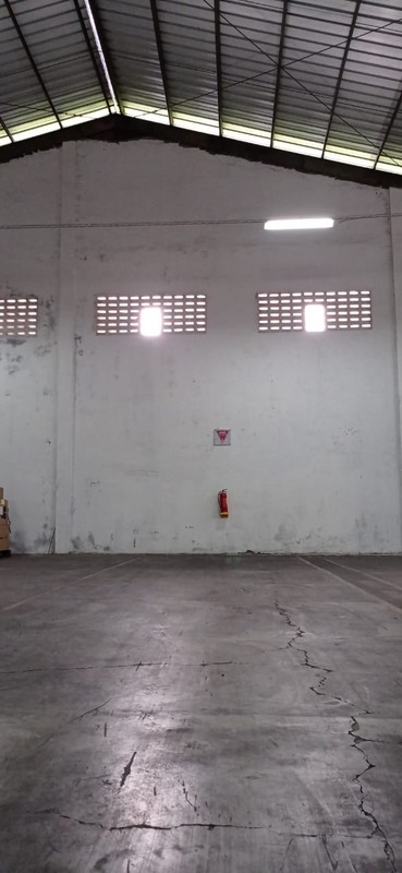 Gudang Strategis 2000 Meter Persegi di Ring Road Barat Gamping Akses Premium & Area Luas, Banyuraden, Gamping, Sleman