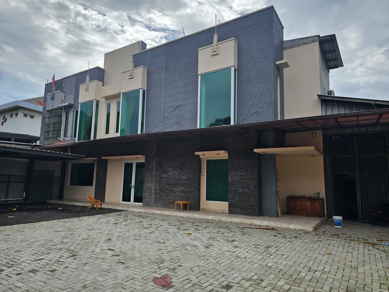  Disewakan Murah  !! Ruang Kantor/Tempat  Usaha di Premium Area Pusat Bisnis Simatupang