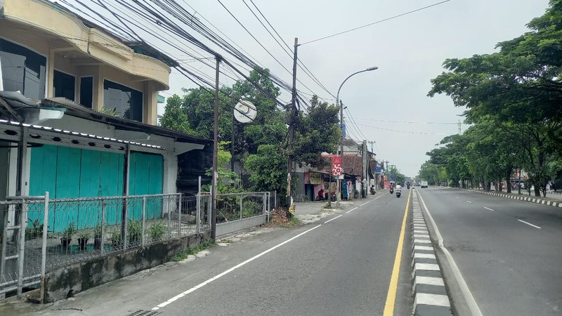 Ruko Strategis di Ring Road SelatanHanya Selangkah ke Kampus UMY & Pasar Gamping, Ambarketawang, Gamping