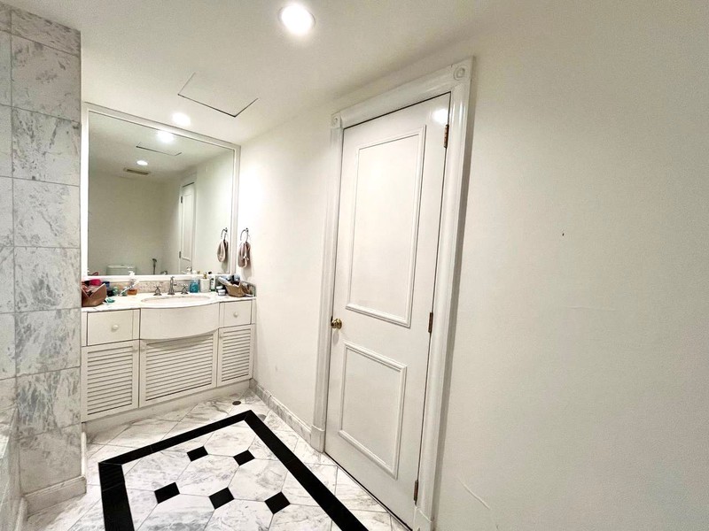 DISEWAKAN! APARTMENT 3BR FULL FURNISHED DI MENTENG EXECUTIVE