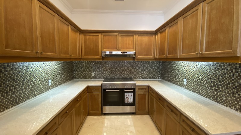 DI JUAL RUMAH MEWAH DI KAWASAN PEJATEN JAKARTA SELATAN