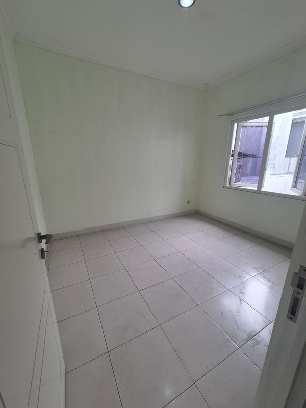 Rumah siap huni di Kota Wisata