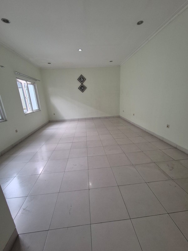 Rumah siap huni di Kota Wisata