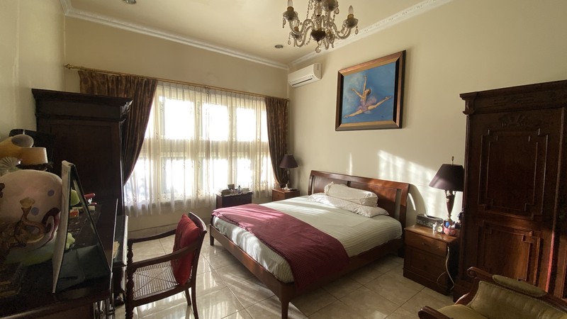 DI JUAL RUMAH SIAP HUNI HARGA SANGAT MENARIK DI KAWASAN CIPETE SELATAN