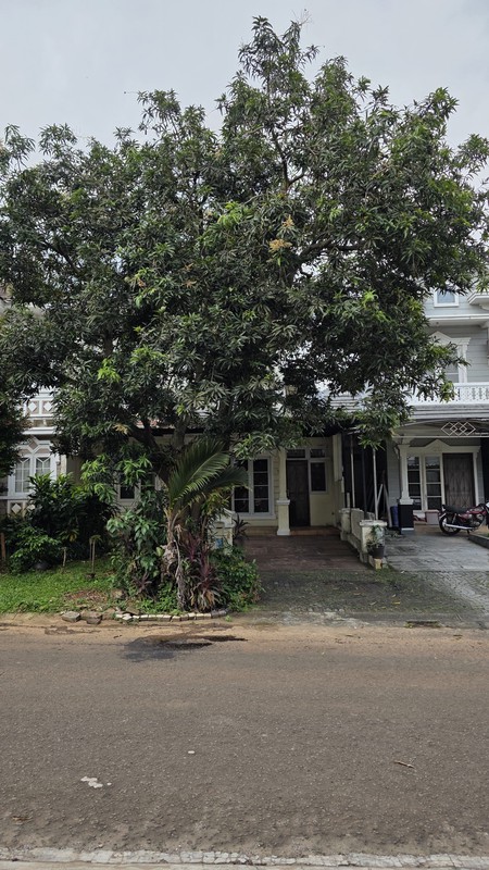 Rumah siap huni di Kota Wisata akan direnovasi.