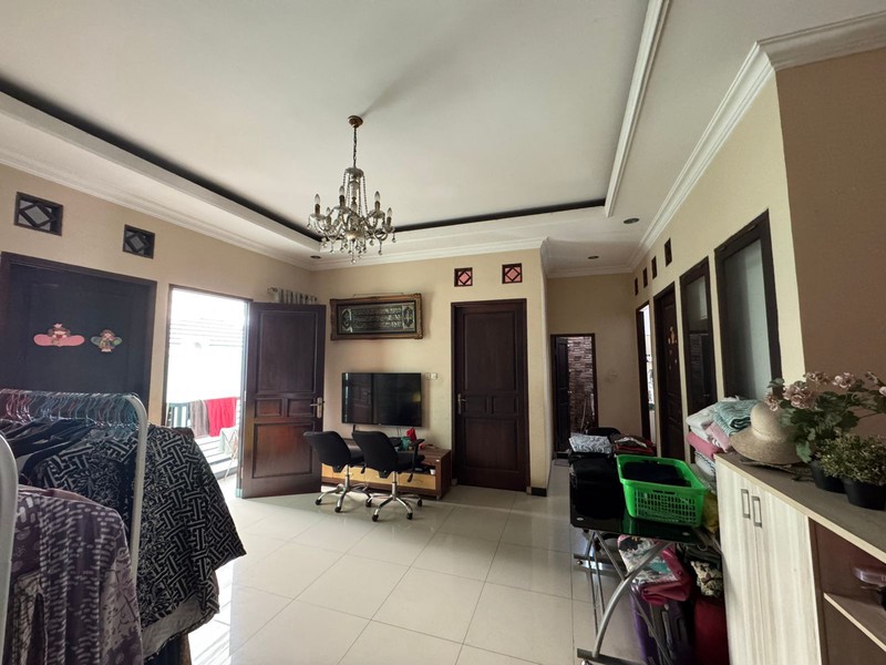 Dijual cepat rumah siap huni Mahakam Residen 1 Jagakarsa - Jakarta Selatan