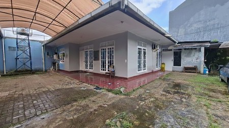 Rumah Beserta Bangunan Ruko Cocok Untuk Gudang/Workshop di Cinere