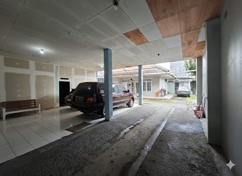 Rumah Beserta Bangunan Ruko Cocok Untuk Gudang/Workshop di Cinere